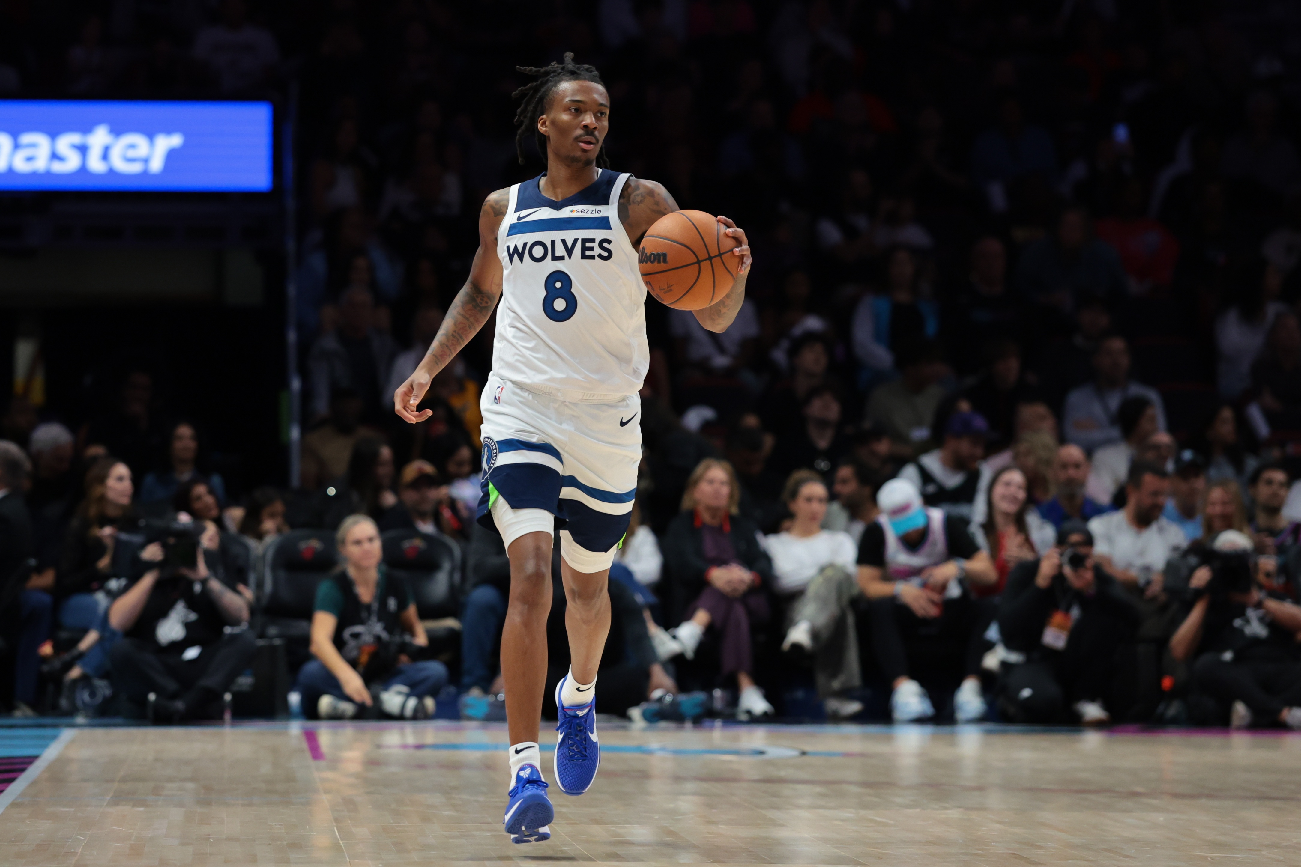 这场打嗨了！海兰德替补25分钟 9中6&amp;三分4中3砍17分7板5助2断